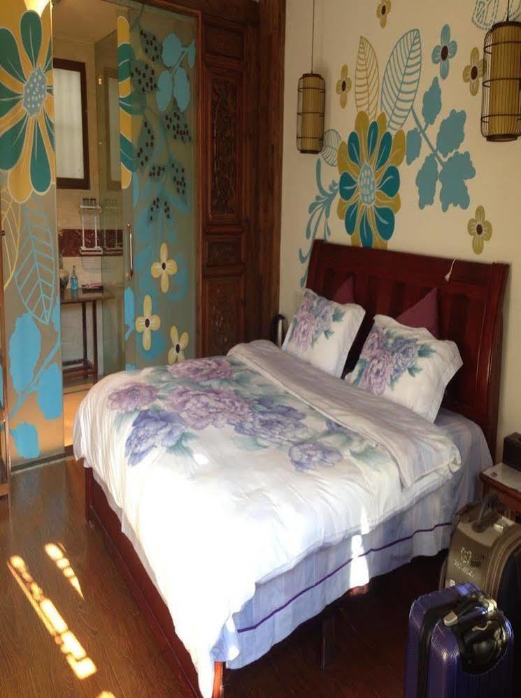 Tree'S Tale Hotel - Lijiang Lijiang  Dış mekan fotoğraf