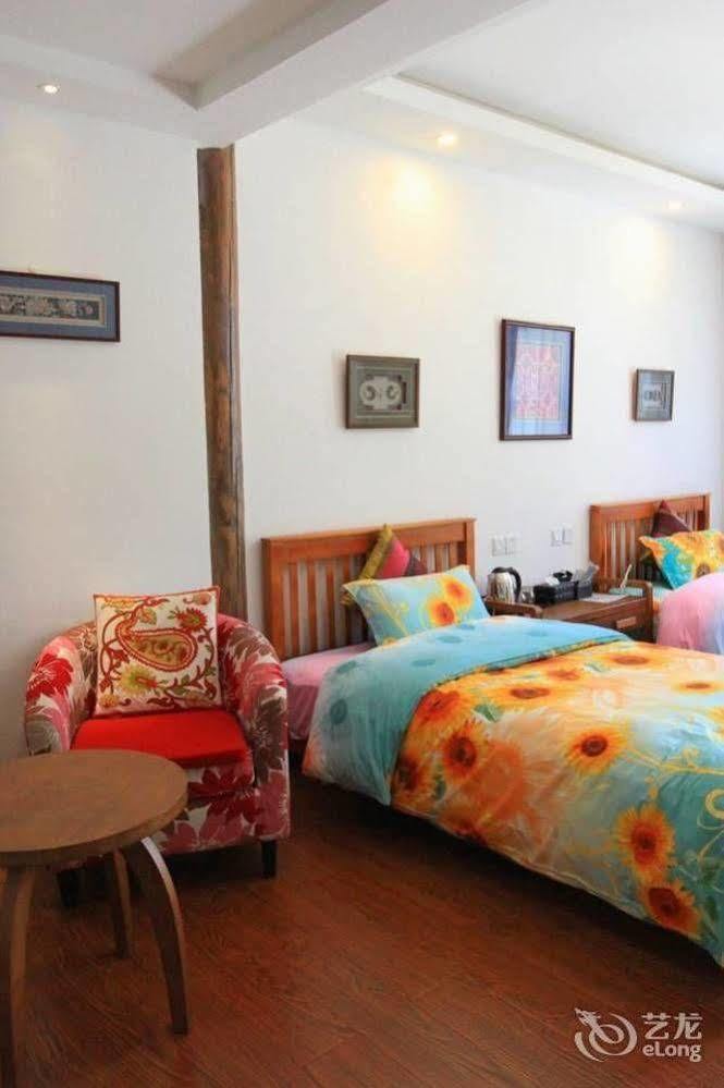 Tree'S Tale Hotel - Lijiang Lijiang  Dış mekan fotoğraf